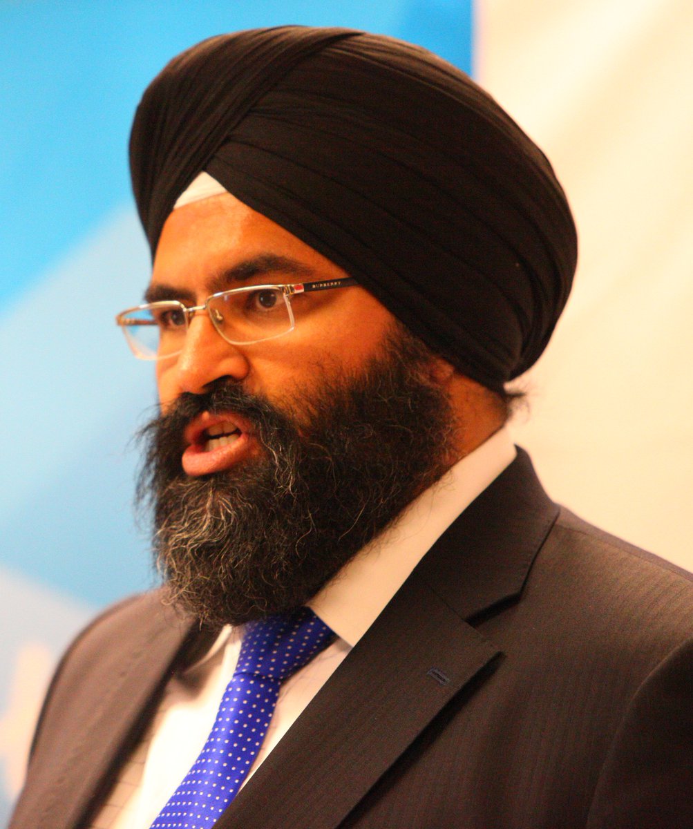 thestarcalgary's tweet photo. UPDATED: Friends and family remember Calgary MLA Manmeet Bhullar https://t.co/GnX9JArI2I #nicetomanmeetyou #yyc https://t.co/ExGOfMYwSw