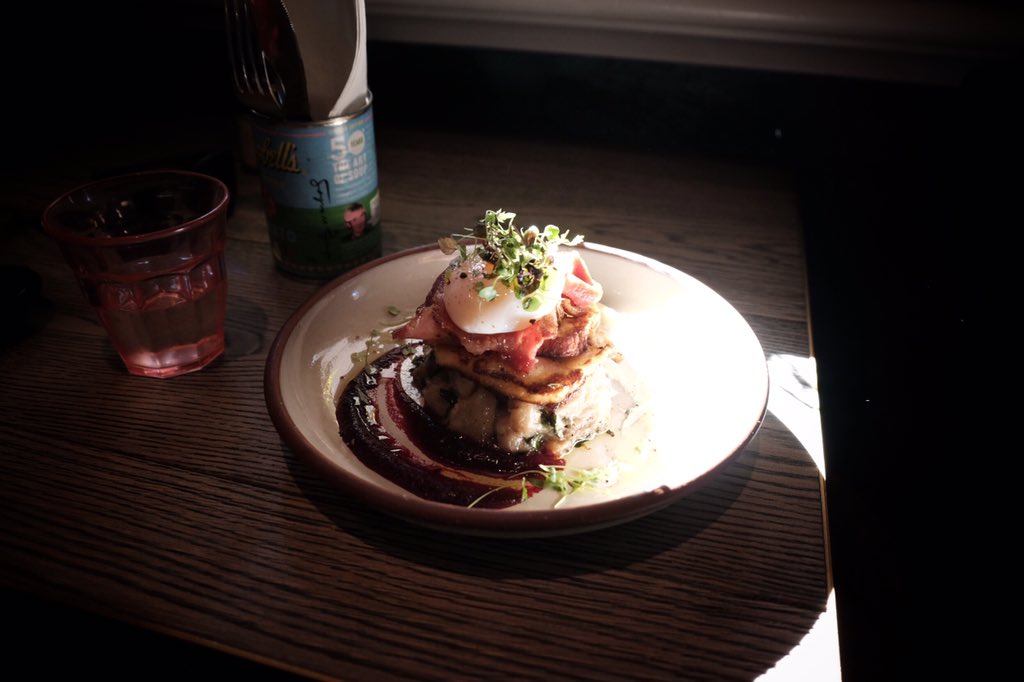 Jerusalem artichoke , potato and spanish onion,63Degree poached egg and bacon <a href="/XpresiBCA/">Xpresi BCA</a> #KPJrangers #MalMinganDulu