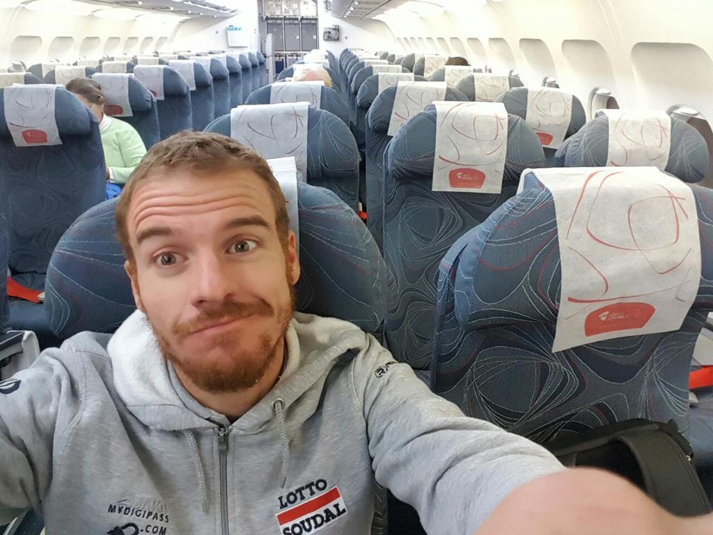 HansenAdam's tweet photo. The only good thing about flying to Brussels now is the plane is almost completely empty.. pick a seat.. any seat :D https://t.co/pldfuz7D2l