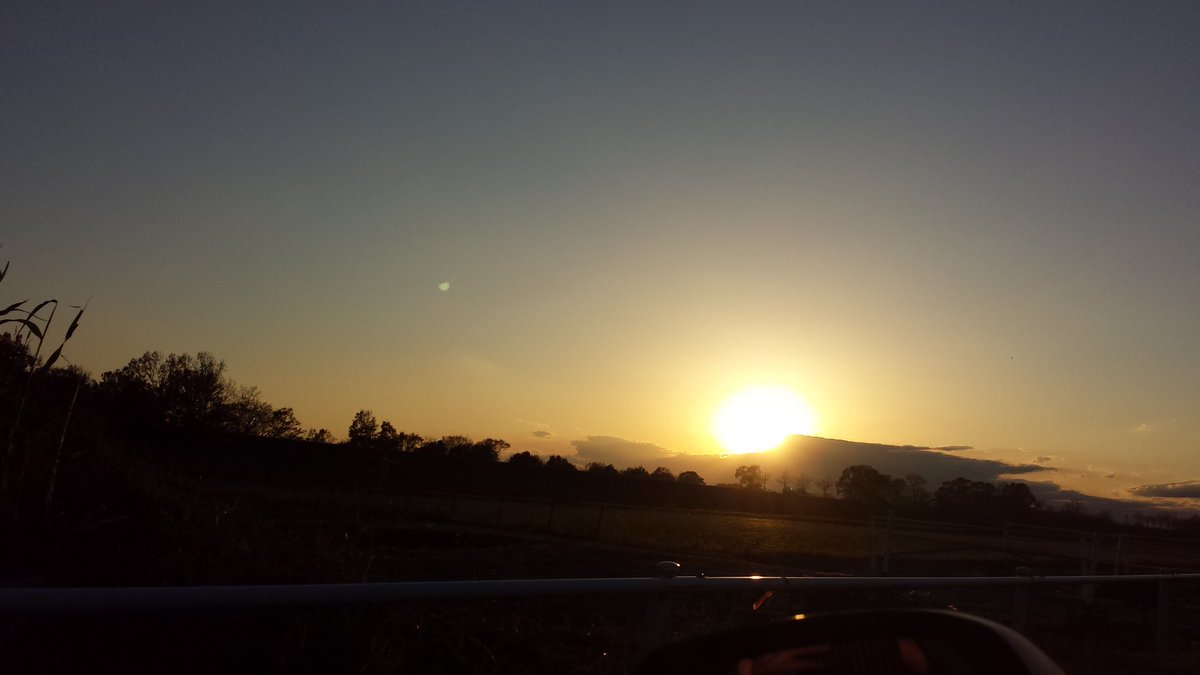 codegeass2532's tweet image. めっちゃきれいだわ(●´ω`●)