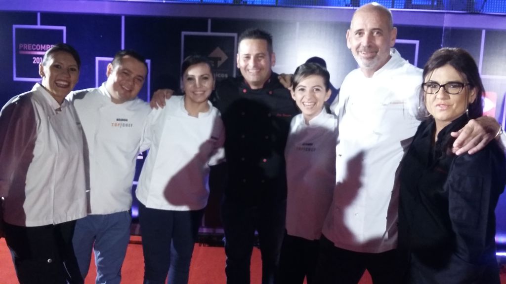 JayTopChef's tweet photo. Pre compra TCS 2016 no se pierdan la final de @TopChefSV  este miercoles grandes sorpresas https://t.co/ZcDHcdEvxE