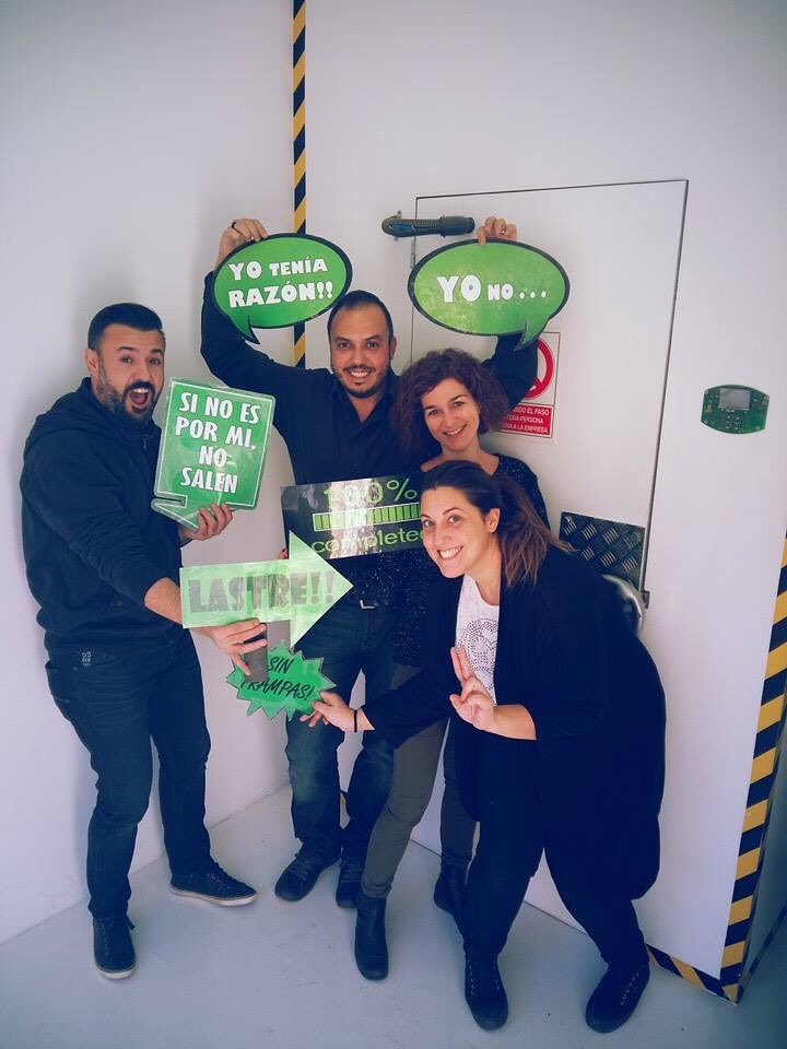 launailsbcn's tweet photo. Recordando nuestro #scape porque somos los mejores y lo sabeis... #diasderelax #losdomingosonsinresaca #cronologic https://t.co/IKpjhX3UqI
