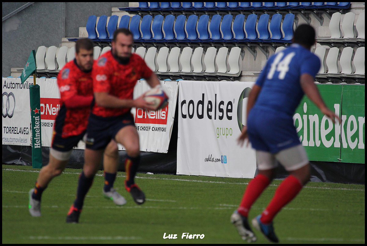 GrupoCodelse's tweet photo. Fotos del encuentro del Sábado @torrelavega00 @ferugby @chilerugby1 #CodelseConElDeporte https://t.co/Dy0JkskgmV