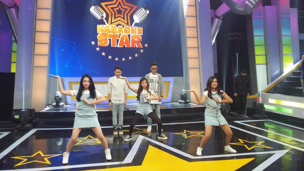 Antijones_TTV's tweet photo. Mereka hadir sesaat lg! Yuk stanby K-Lovers @audimarissa_ @rafaell_16 @Frandaaa @Rangga_Moela @itsKeziakaramoy https://t.co/un7qspbHV0