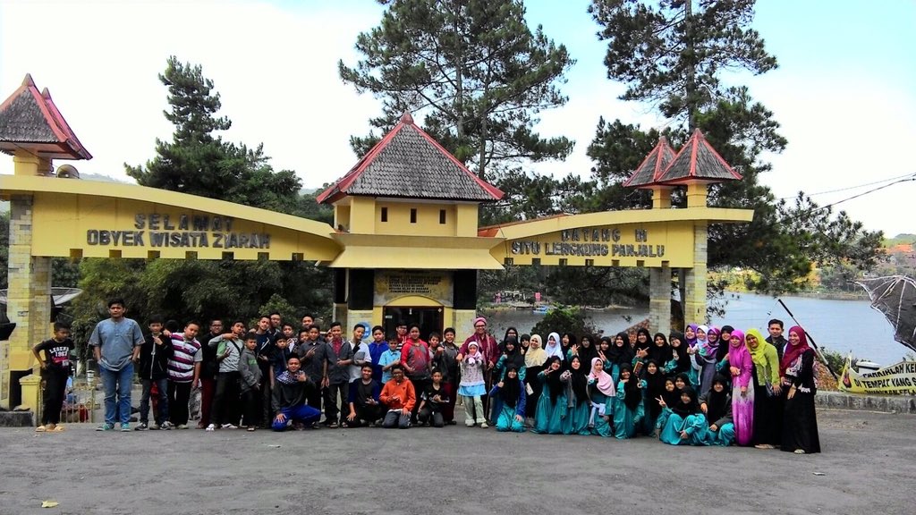 Wisata Religi JA 7th &amp; 10th grade to Situ Panjalu, Ciamis, Jabar