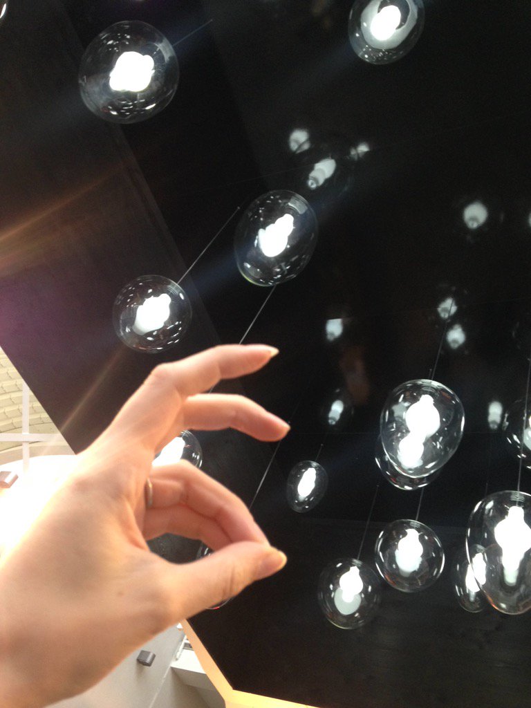 Attempting a 'shadow puppet rabbit' for the #sleepwhiterabbit competition @sleep15 ! Join in to win bubbles