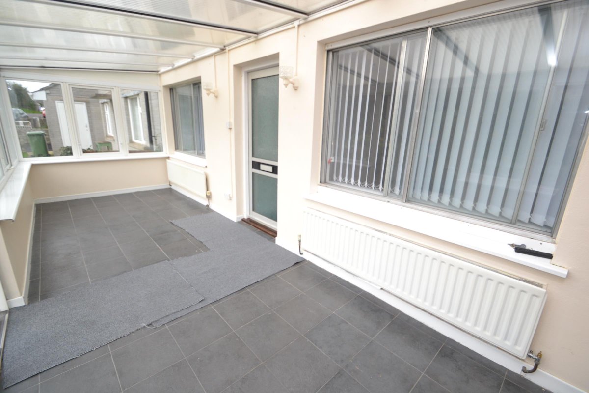 WebbersLive's tweet photo. *PROPERTY OF THE DAY* Linden Close, #Torrington, #Devon £127,500 Details: https://t.co/625plebv2s #property https://t.co/IScw6Njky7