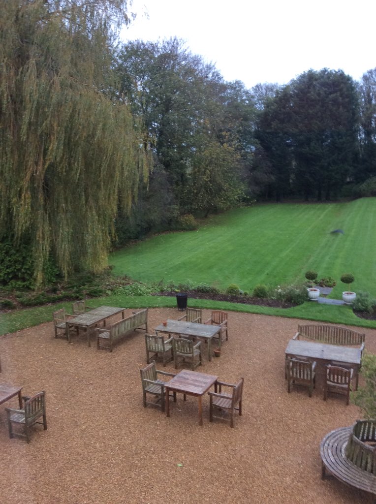 MargaretBurnsid's tweet photo. My 'office' for two days @ConferenceWH #lovewadenhoe #CMILevel7 https://t.co/FPKxXnp3Up