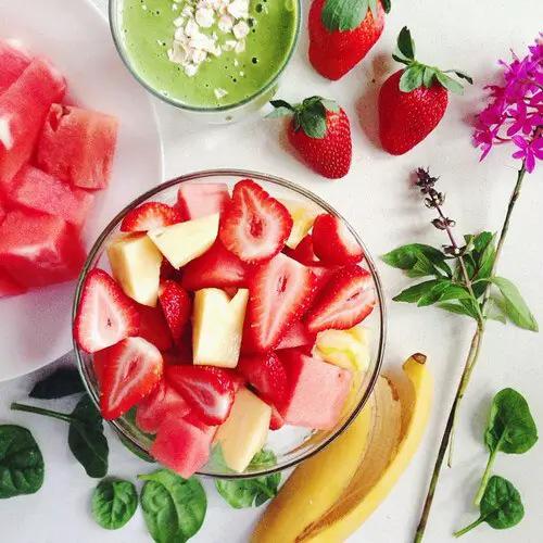 ItsFoodPics's tweet photo. RT if you would eat this https://t.co/VtkeR400nH