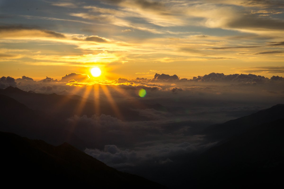 TrekkingAlps's tweet photo. #goddday, #goodmorning, #buongiorno, #bonjour @ILTrekking @Escursionismoit @CAI150 @TurinItalyGuide @PiemonteTurismo https://t.co/MWfUkfct7W