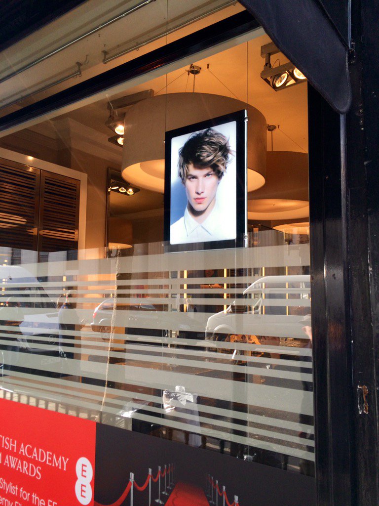 salonscreens's tweet photo. Most asked for #lightbox - Double sided #SM Tablet style #LED light box #luxury #getnoticed #marketing #branding https://t.co/ZBvvNeAYPR