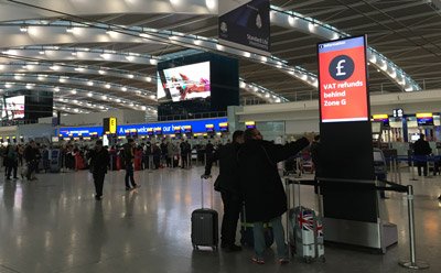 IntAirport's tweet photo. .@HeathrowAirport introduces Mobile Display Units at T5: https://t.co/zS2vsM1OWy @ParityAviation @NEC RT https://t.co/dcJjdJdM8L