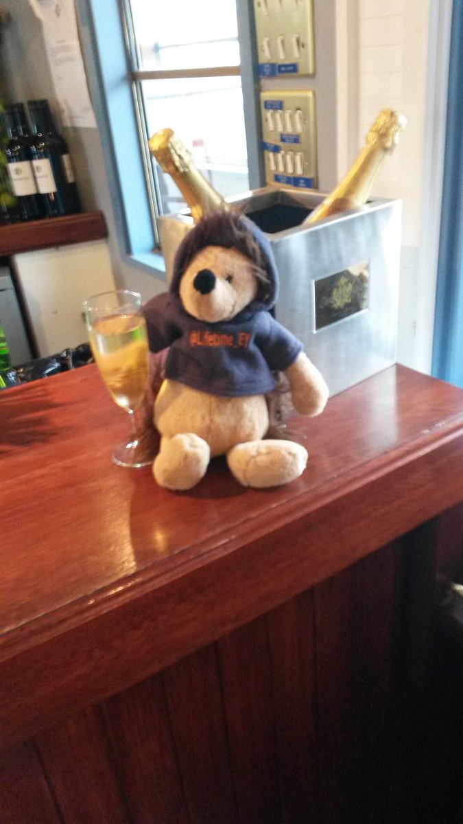 HeatherTatumSW's tweet photo. Don't mind if I do 🍸 @Lifetime_EY #lifetimelearnerawards https://t.co/F7zwoYq2Qf