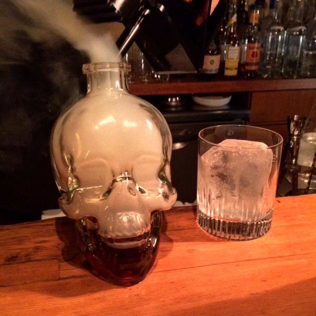Steve_Rodia's tweet photo. Smoked Garganella @ Tokyo Mixology Laboratory - licorice and tonka bean rum, aged bitters, swt vermouth, fresh smoke https://t.co/YiVPzSX6bY