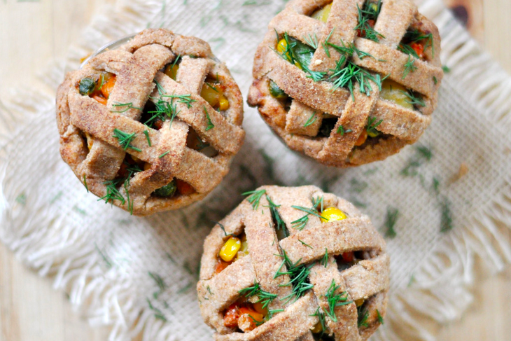 findingvegan's tweet photo. Thanksgiving Mini Vegan Pot Pies https://t.co/83tdJ3z4OH by @vegan_kitchen #VeganThanksgiving https://t.co/ZMz4X1gAtm