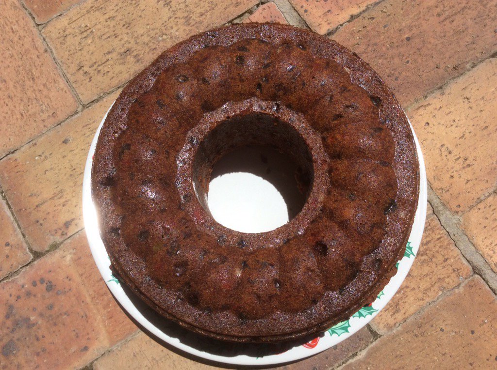 naturebunny007's tweet photo. Christmas cake done and dusted #BakeSA https://t.co/7taLPuaXTq