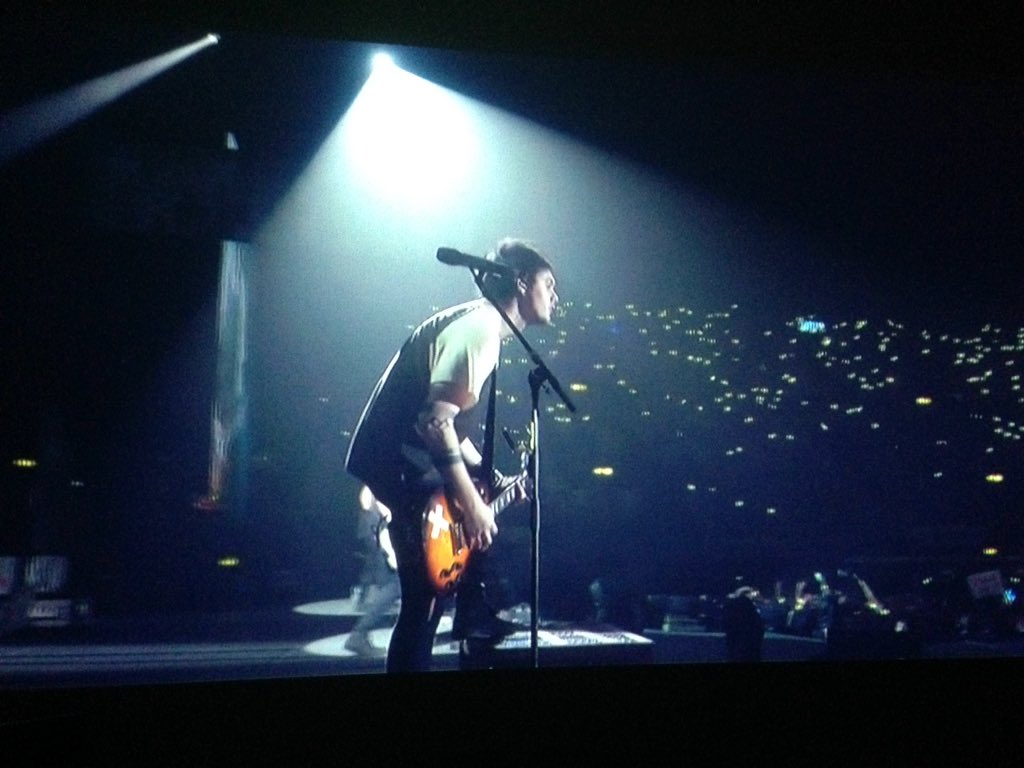 kechako3's tweet photo. 5seconds of summer #how did we end up here ? 観てます！！ https://t.co/nKqnvtI3yE