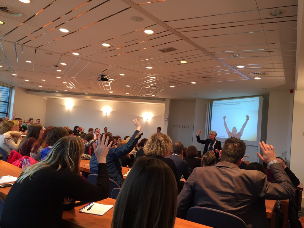 Stphnie_DB's tweet photo. Learning the difference between learning and business objectives #vovbeurs @NouriZo @tessavdberg @VisionDeloitte https://t.co/Vnsb0ZnWjT