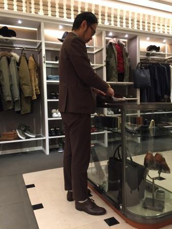 United Arrows 服屋が服を買う時 Store Blog 六本木 メンズストアより 服屋 的優先事項に基づいた今季のベストショッピング コーディネートをご紹介 そもそも 服屋的優先事項 とは T Co Enus9z9ocd T Co Dn4h0dqcvt