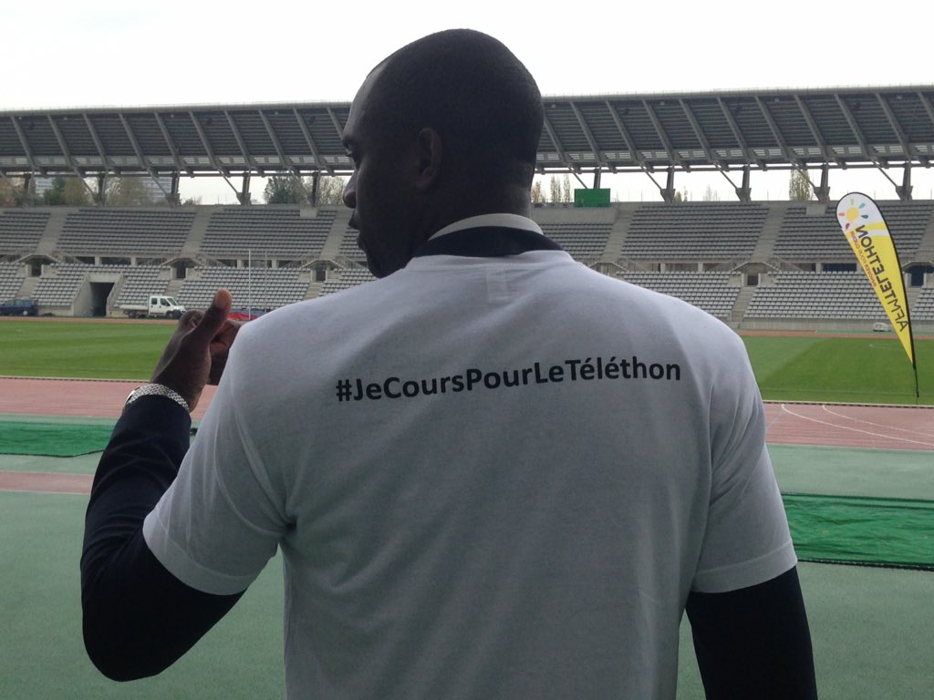 Telethon_France's tweet photo. #PascalGentil capitaine #PACA pour la course connectée du #Telethon2015 #JeCoursPourLeTelethon https://t.co/rLlouAaERk