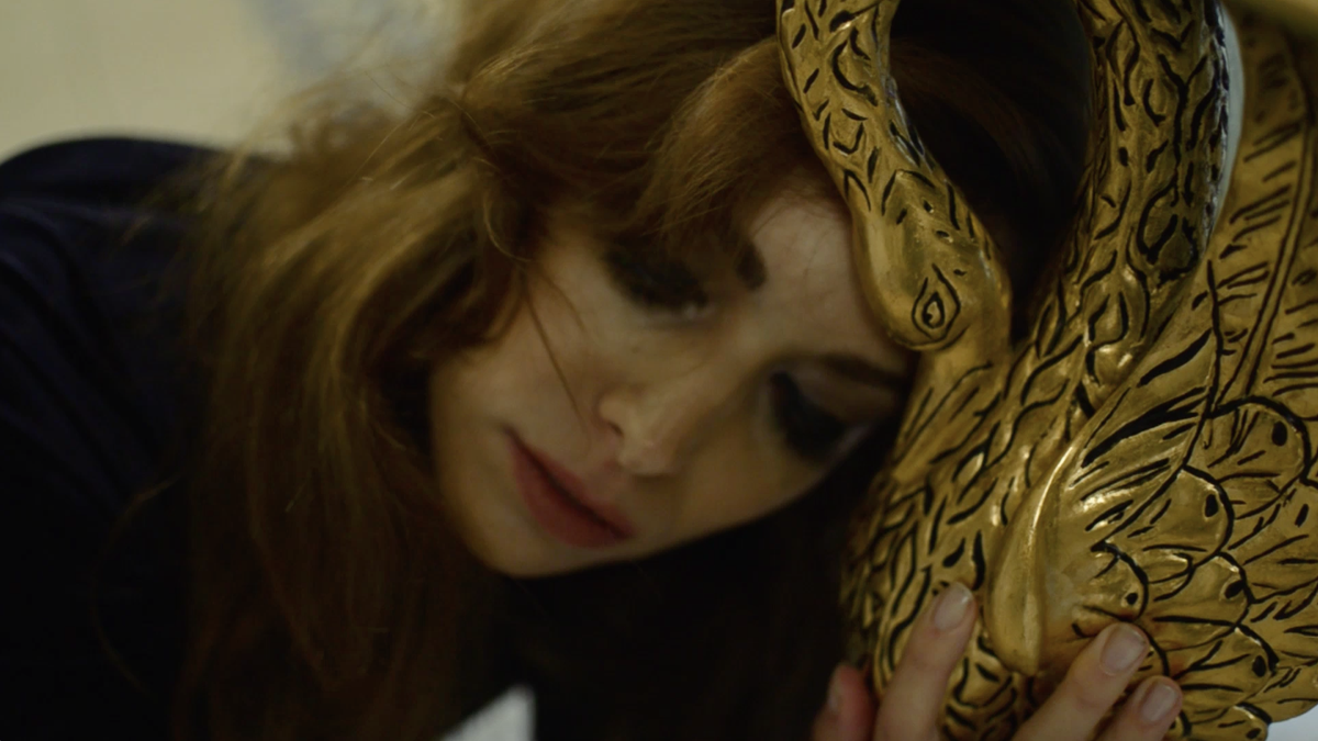 Mujerhoy's tweet photo. ¡Suena genial! En @MujerHoy estrenamos el videoclip #Wickedgame de @Nat_Simons  https://t.co/c2F7oiFKLa https://t.co/7q77Zfqqi5