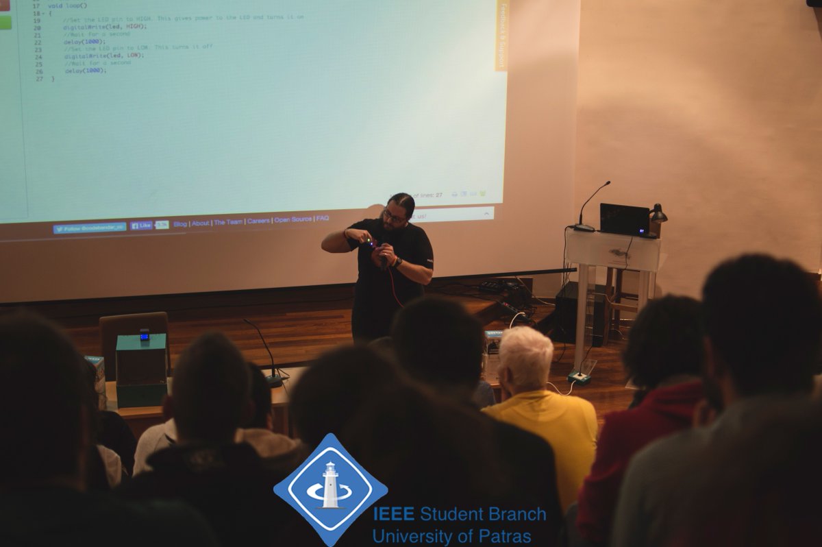 ieeeupatras's tweet photo. Arduino in action! #ieee #arduino https://t.co/qYpCBza8xU