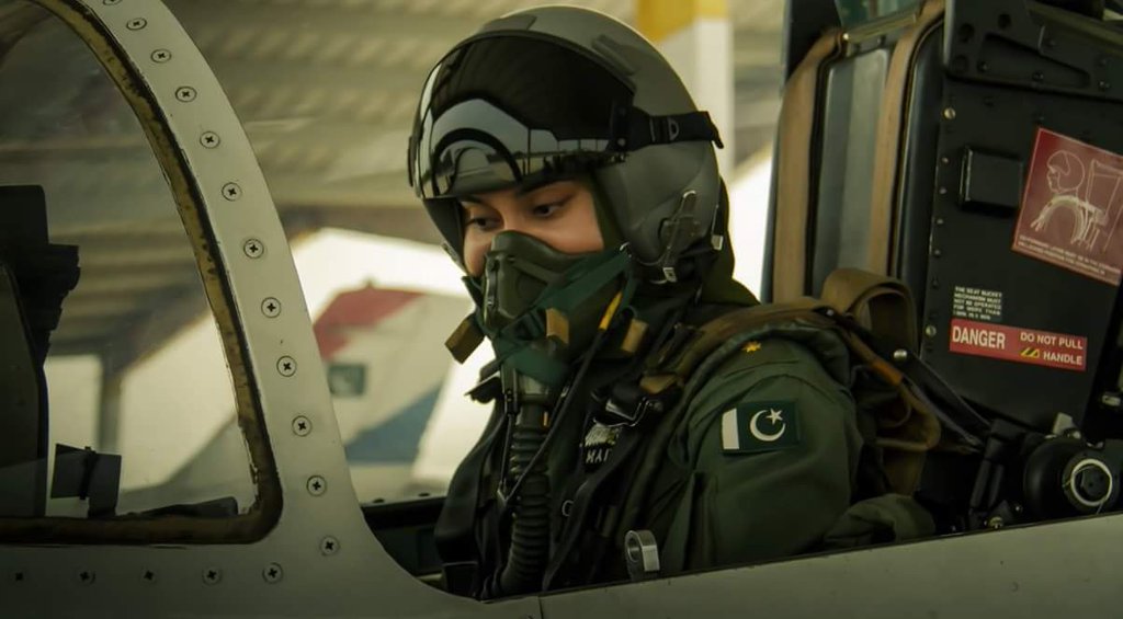 rustles01's tweet image. #PrideOfPakistan #Blessing #Graceful #Shahadat @waheedgul #Mariam 
May her soul rest in peace...