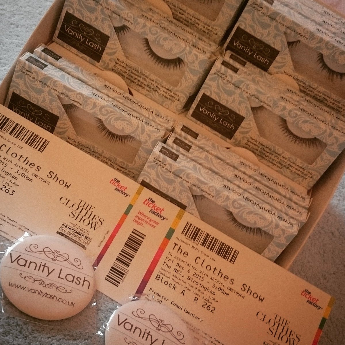 vanitylashuk's tweet photo. R/T to #win #free #tickets to @ClothesShow! #lashes @prettybeonline @ABWnetworking @BeautyandSalon #vanitylash https://t.co/nSiEM9uaca