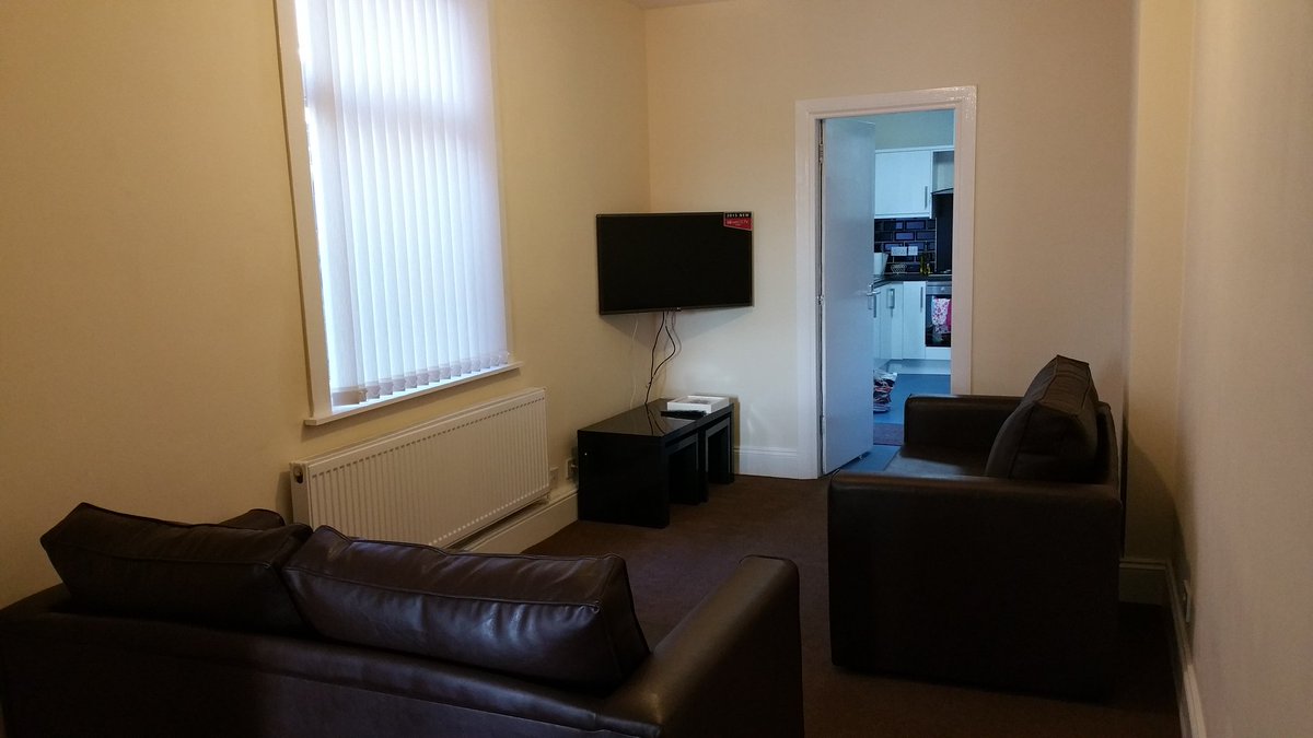 StudentOnlyTees's tweet image. 5,6,7,8 bed properties available #StudentAccommodation  #studentlife