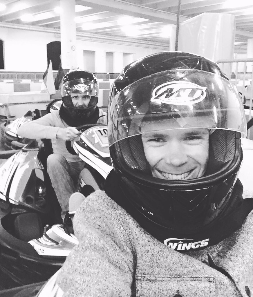 chrisfroome's tweet photo. .@geraintthomas86 is taking this carting thing quite seriously 😂 https://t.co/2uGzXaOQIu