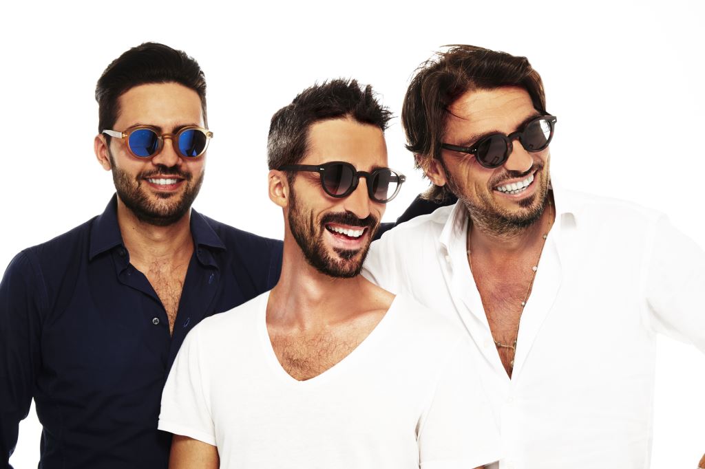 #Startup #milano: si chiamano <a href="/MovitraSpecs/">Movitra Spectacles</a> occhiali girevoli a 360° Sono #storiedimilanesi!milanoincontemporanea.com/2015/11/23/sta…