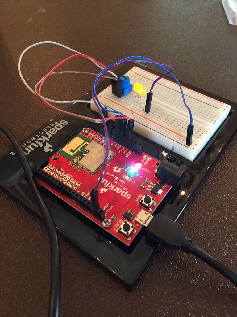 UNLbbarker's tweet image. My @particle #IoT project using @blynk_app thanks @SparkFunEDU!