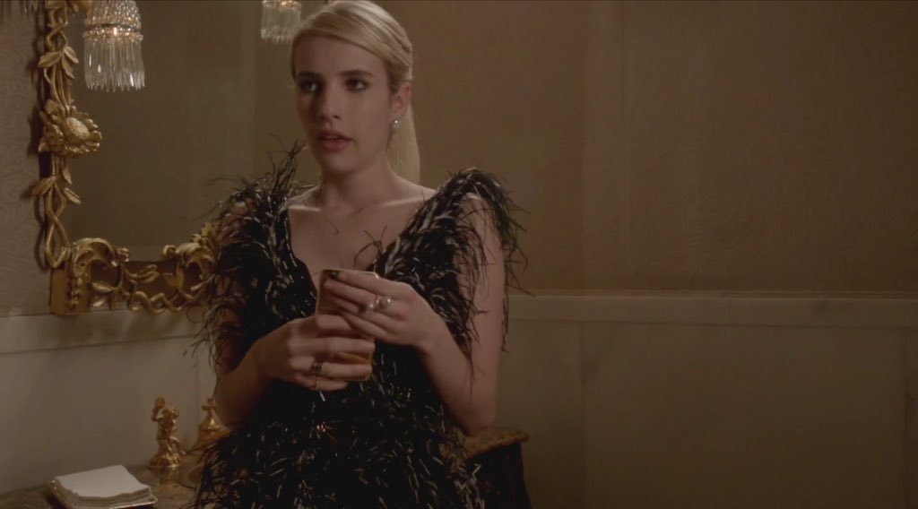 sqnewsupdates's tweet image. Chanel &amp;amp; Mr. Radwell in 1x10, "Thanksgiving" #ScreamQueens