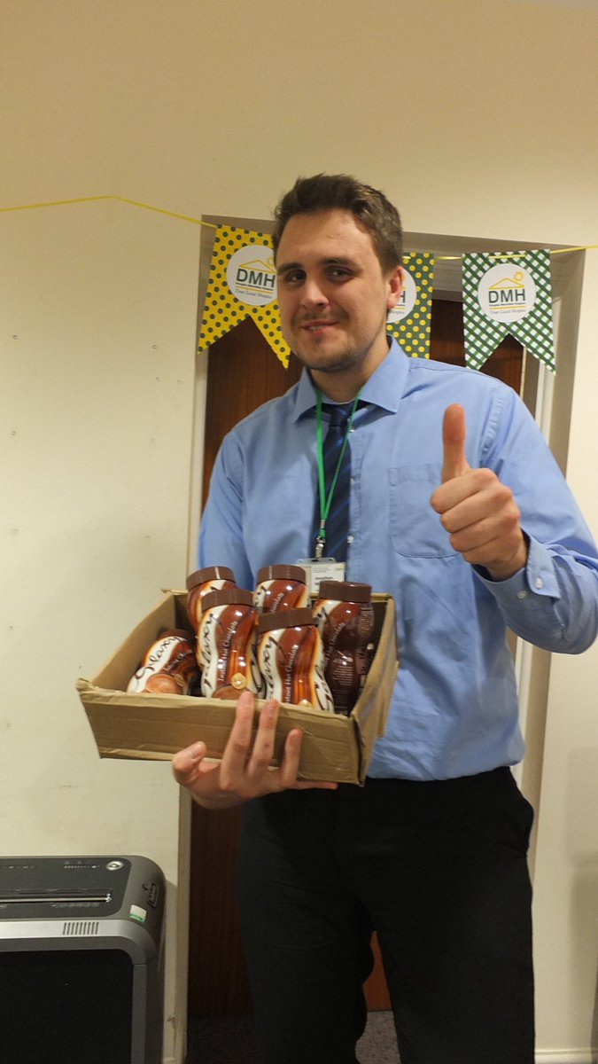 DougieMacStoke's tweet photo. Big thank you to @GalaxyChocolate for their kind donation for our #MINIMoonlightWalk next year https://t.co/L9YZtbiQxq