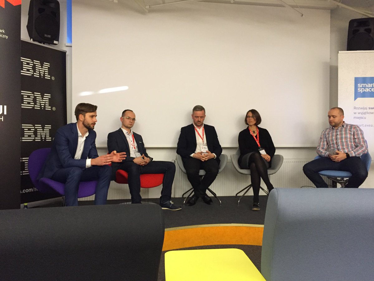 InsBirdNews's tweet photo. Uczestniczyliśmy w panelu dyskusyjnym o Dolinie Krzemowej podczas Forum Ekspansji Małych i Średnich Przedsiębiorstw https://t.co/0EDy13O5Mn