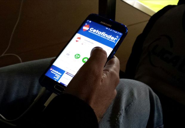 GoalEspana's tweet photo. ¿Se puede ligar REALMENTE con #Getafinder? https://t.co/F0fWaqJbOU https://t.co/ZALoTFz7LS