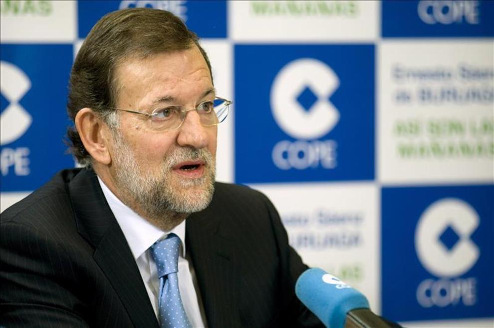 ElMundoTele's tweet photo. Rajoy, convocado con @tjcope para la jornada de Champions de mañana https://t.co/YnaFds7EFG https://t.co/XSplZDYK8w