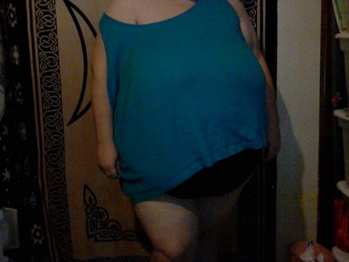 What I've got under my sweats.  Let me take them off for you :) https://t.co/zaGccxxyT4 or https://t<a href="/tag/mvsales"class="tags"><span>#mvsales</span></a>