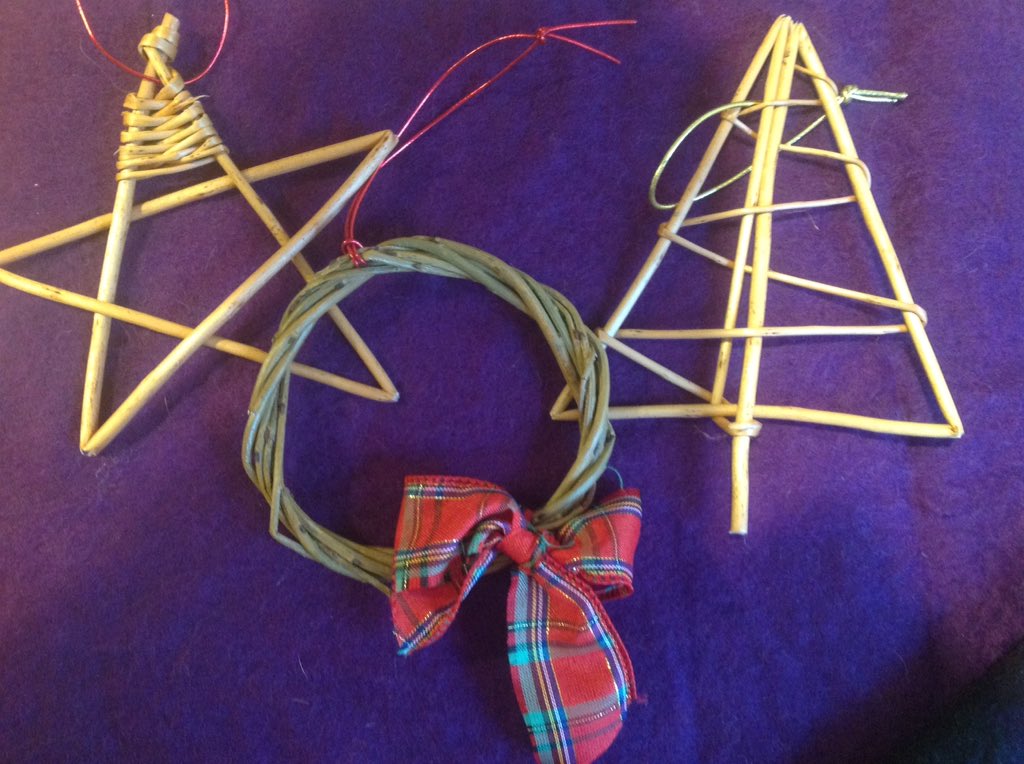 Come to our FREE! workshop make sustainable decorations @WhiteStuffUK Bath Thurs 26th 11-3 @EcojamBath  @TheBathWI