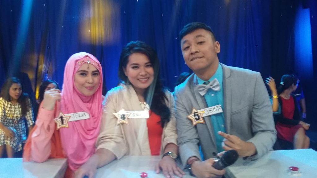 Antijones_TTV's tweet photo. Siapakah diantara JELIA, ADEL, atau CHRISTO yg berhasil mendapat hadiah jutaan rupiah di #duelbintangKSTTV https://t.co/6a5IlISW3O