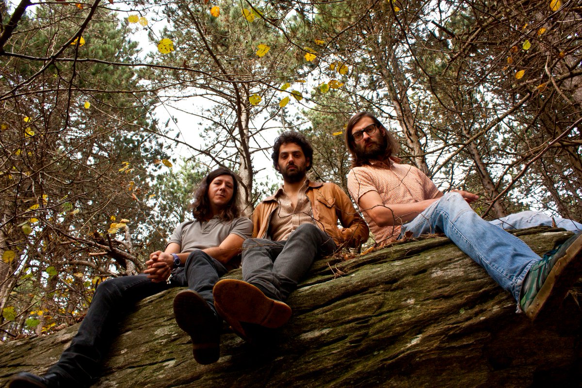 TheChanfrughen's tweet photo. Ci piacciono mica quei gruppi anni 70? #newalbum #january  #shahmat #rock  #picoftheday #vintage  #psych #music https://t.co/1WJLLKqXm6
