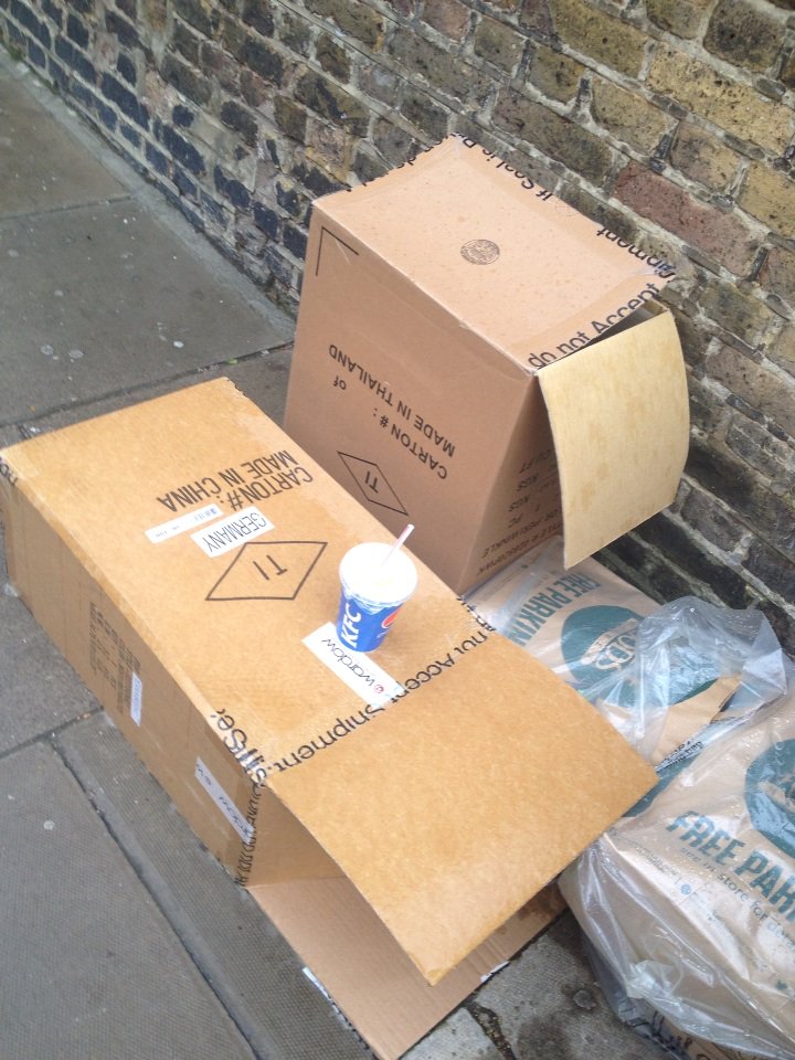 SayNOtoNuisance's tweet photo. What's wrong with using the recycle bins not 25m away? Lazy! Thoughtless #fightflytipping https://t.co/ZpvrWj7rjr