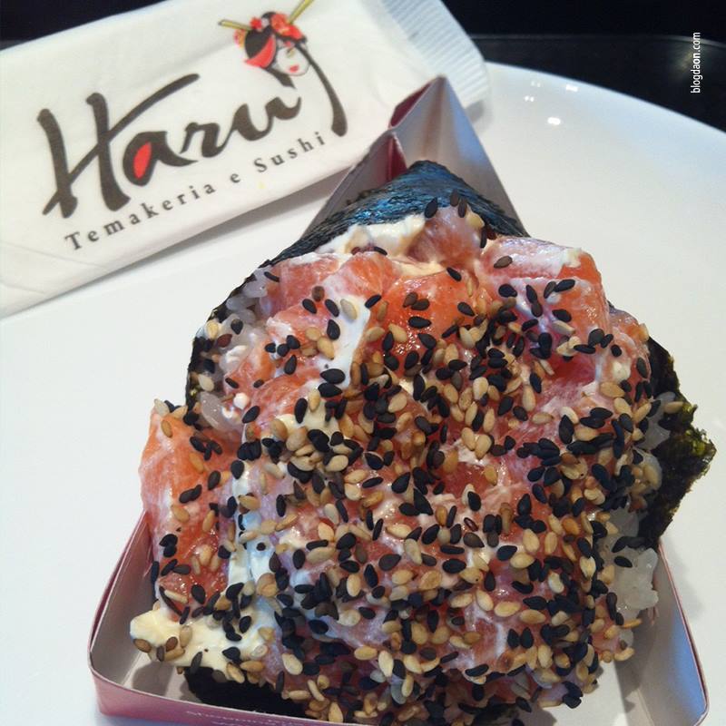 HaruTemakeria's tweet photo. Perfeição em forma de temaki <3 Tem como não ficar com água na boca? #HaruSelf #AmoHaru #Harutododia https://t.co/dIkoDB5CaP