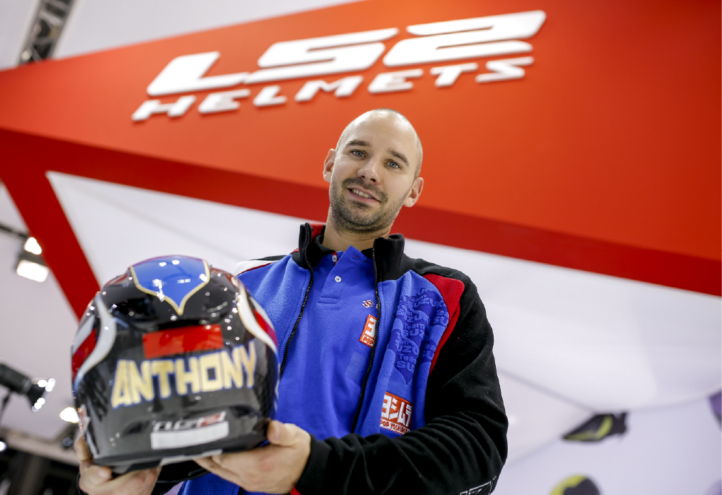LS2Official's tweet photo. OUR BEST RIDERS IN EICMA.
#EICMA #LS2Helmets #LS2AlwaysHead #LS2moments #LS2riders 
https://t.co/42Sl4Jpqky https://t.co/mspYcjNwHf