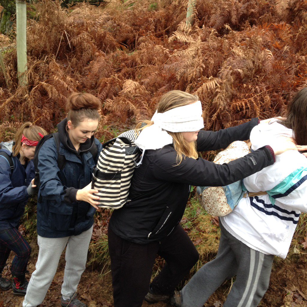 LopwellBarn's tweet photo. Team building with the new Zone volunteers at the beginning of their training. https://t.co/Ff5eaIONEg