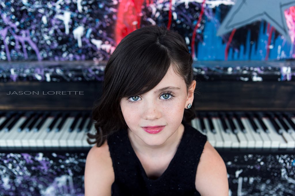 RefrainPhoto's tweet photo. The adorable 'Summer' shot during test shoots at #ACTMA 2015! #Moncton #model #competition #seminar #photoshoot https://t.co/zqvWzbP5aT