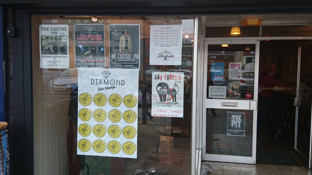 CagedSteelBOSS's tweet photo. #16Lemons could it be @thestoneroses in Doncaster for a warm up gig? https://t.co/TNyncFiVqf