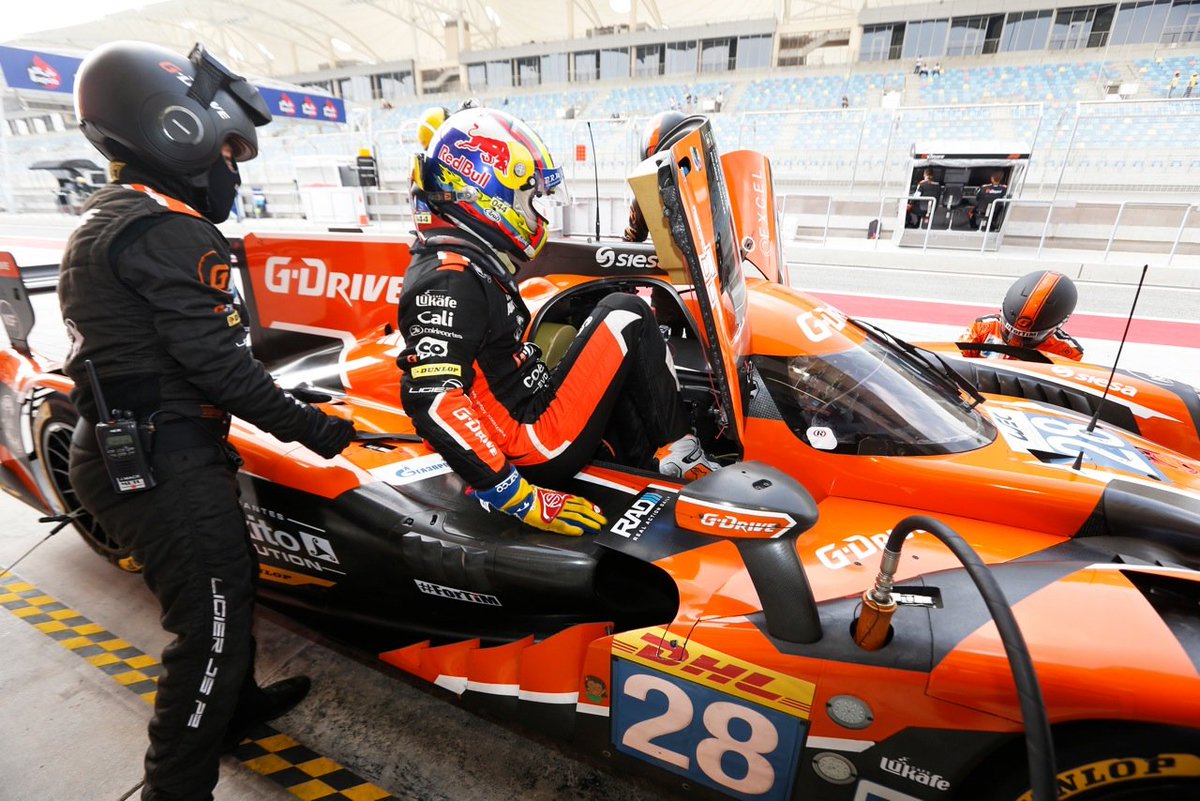GustavoYacaman's tweet photo. Cómo #Lukafe 100% Colombiano con mucho sabor en el tercer lugar del @FIAWEC https://t.co/SAcHVCWGZS