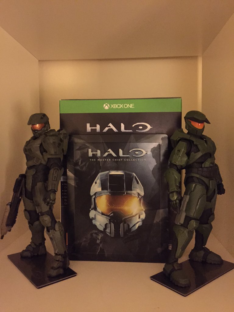 ZeBouchon2's tweet photo. Enfin ! Voilà pour ma ZeBouchon2 edition de #HaloMC #XboxOne ! https://t.co/z9sc3TSJej