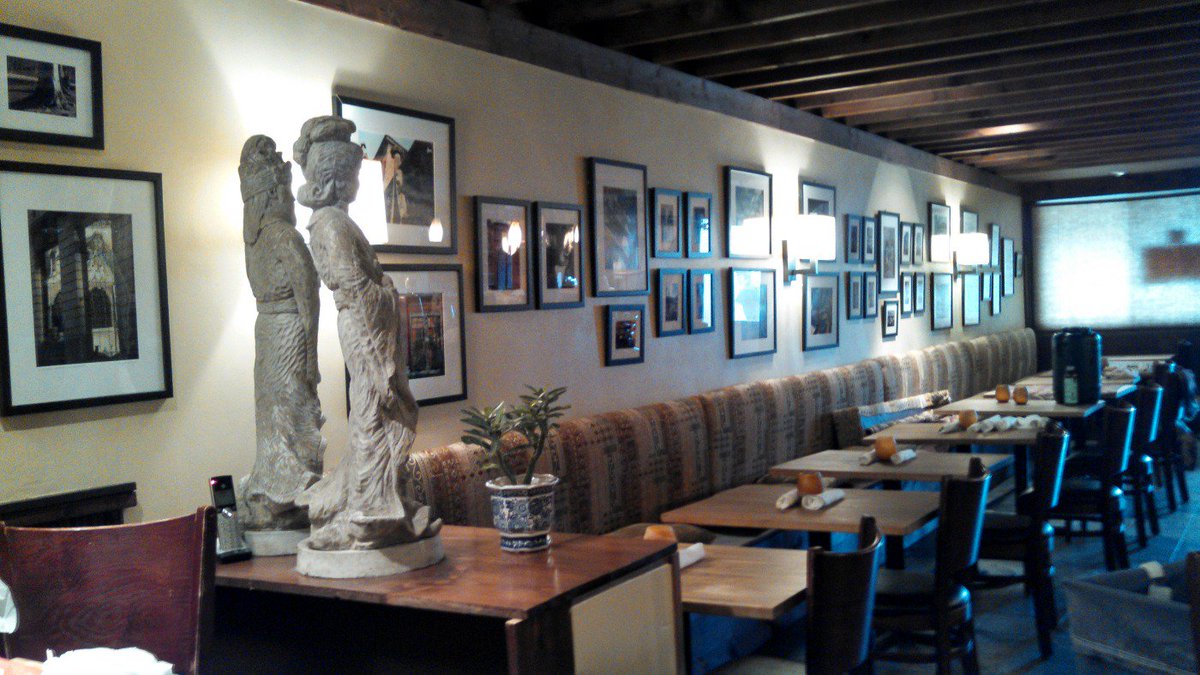 ChazAndOdette's tweet photo. Check out our first floor dining room. All of the wall art can be purchased. Great gift ideas. https://t.co/IIbsCRi1Nd